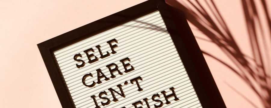 Caring for Yourself While Facing a Loved One’s Death