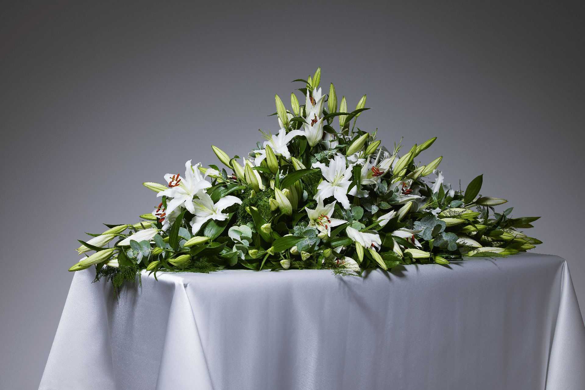 what-happens-at-a-church-of-england-funeral-in-the-uk-our-simple-guide